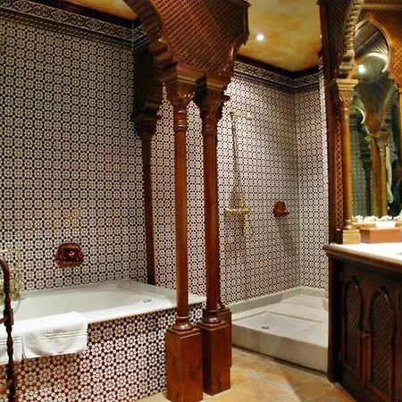 Huerta Honda Hotel 3*