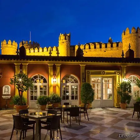 Hotel Huerta Honda 3*