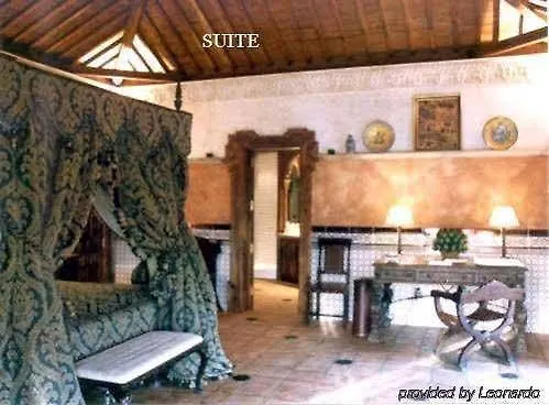 Huerta Honda Hotel 3*